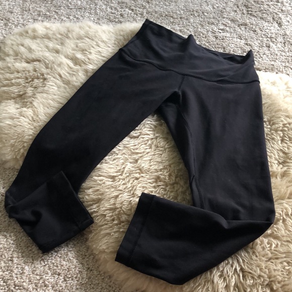 Lululemon Wunder Under Hi-Rise Crop Leggings - Picture 6 of 12